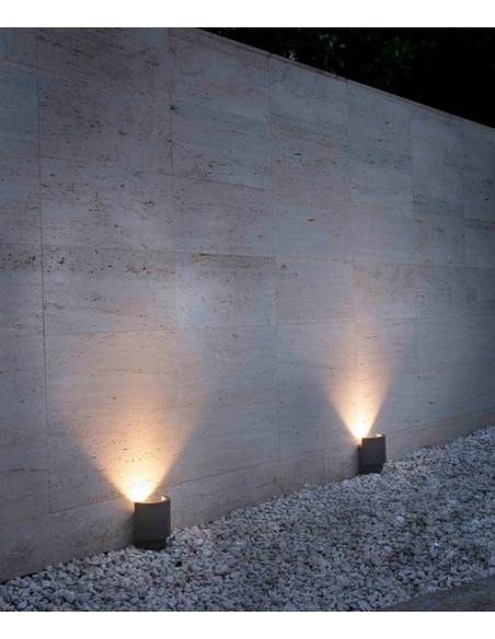 Proyector/bañador de pared LED gris oscuro – Noboru – Faro