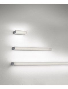 Aplique disponible en diferentes acabados,  medidas y fuentes de luz – Opal – Pujol Iluminación