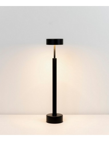 Lámpara de mesa de metal en 3 colores – Peak – Milan