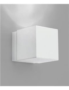 Dau 80 wall light - Milán - Modern cube light, GU10