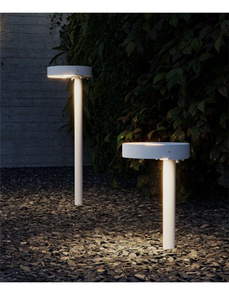 Clos outdoor bollard - Beneito & Faure - LED lamp 8W/16W, IP65, Dimensions height: 30 cm or 60 cm
