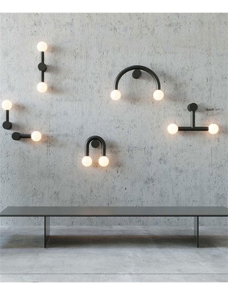 Rigoberta Direct Curved wall light - Robin - Minimalist ball light, Available in black or white