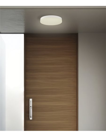 Madison ceiling lamp with motion sensor