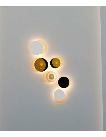 Eclipse wall light - Myo - Adjustable disc, modern design in white or black
