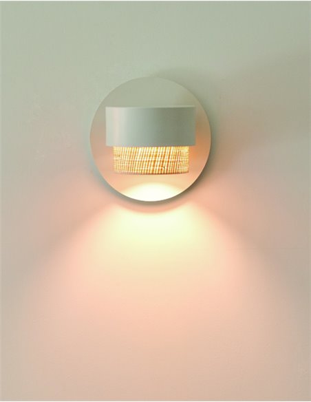 Kan XL wall light - Luxcambra - Adjustable light, raffia lampshade