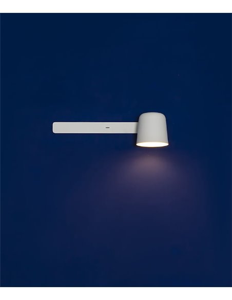 Tila wall light - Faro - Lamp with swivel head, modern design