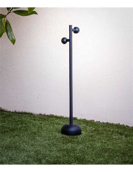 Brot outdoor LED street light - Faro - Available in 2 sizes, black finish