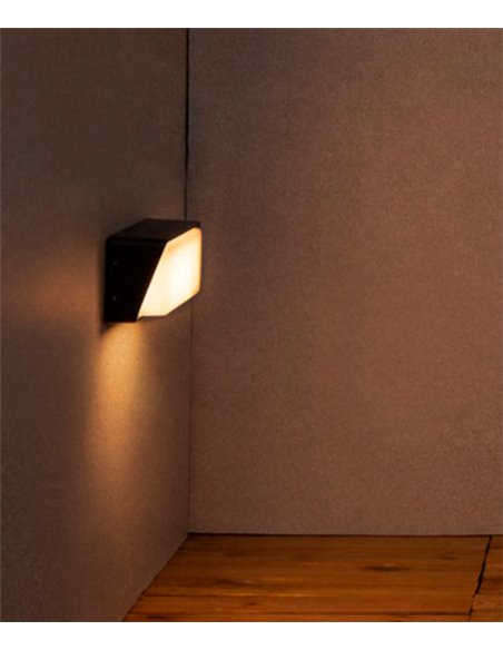 Outdoor wall lamp Half - Faro