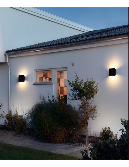 Outdoor wall light - Illus - LED lamp, ambient light