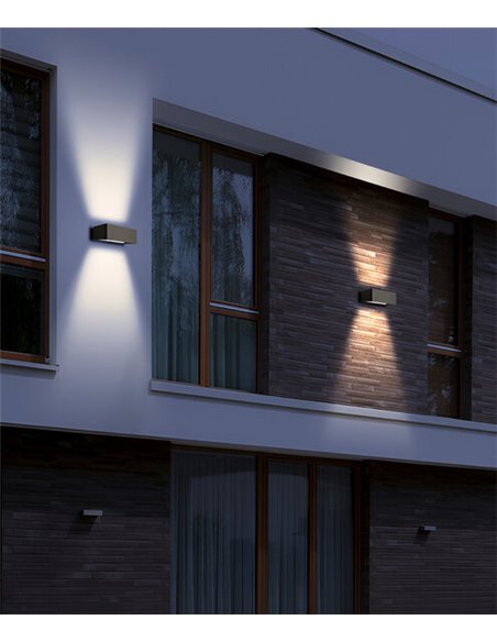 Outdoor wall light - Illus - Rectangular lamp in grey aluminium