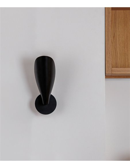 Liggera wall light - Faro - Modern black lamp with directional shade