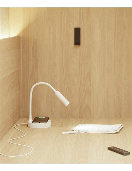 Stem table lamp - Beneito & Faure - LED Desk lamp