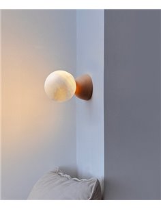 Abisal wall light - Luxcambra - Minimalist ceramic lamp, alabaster shade