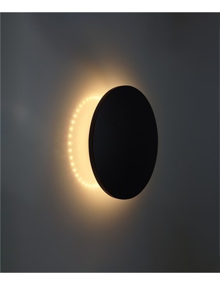 Moon outdoor wall light - Conalux - Minimalist round LED lamp