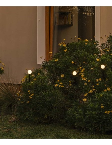 Cuca outdoor bollard - Faro - Minimalist lamp with spherical shade