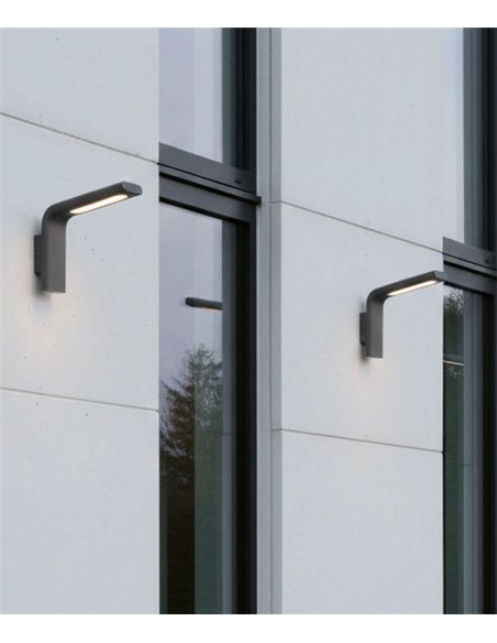 Zen wall light