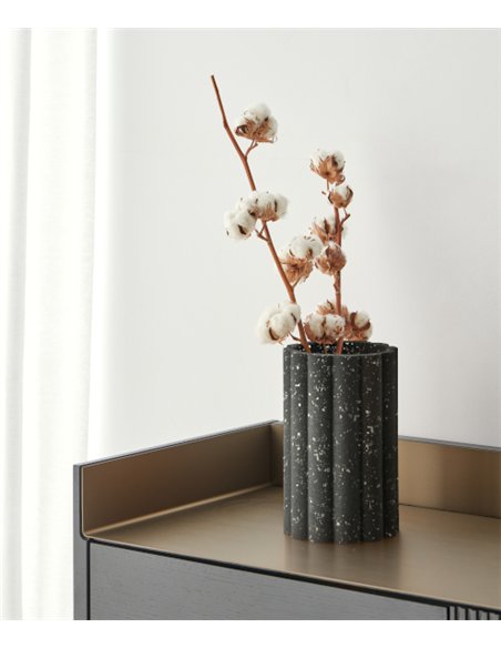 Nuvol decorative vase - Punt Mobles - Black recycled product
