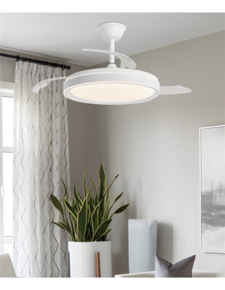 Samaná ceiling fan with light - AJP - White ceiling fan with retractable blades, dimmable light and breeze mode