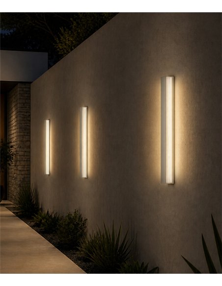 Myn W outdoor wall light - B.lux - Minimalist vertical design with diffused LED light for façades