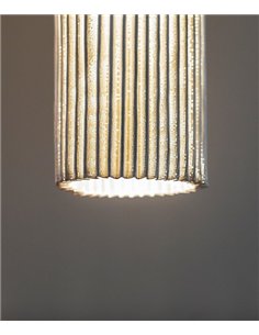 Núa pendant light - a-emotional light - Vertical metal mesh design with decorative texture